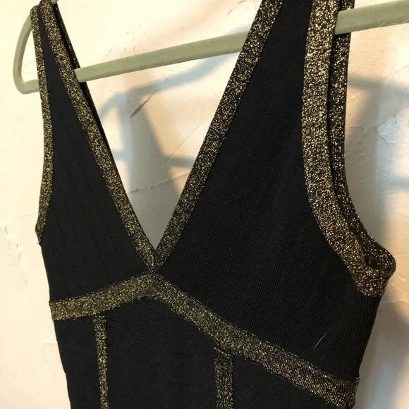 Guess bodycon dress - Picture 3 of 5